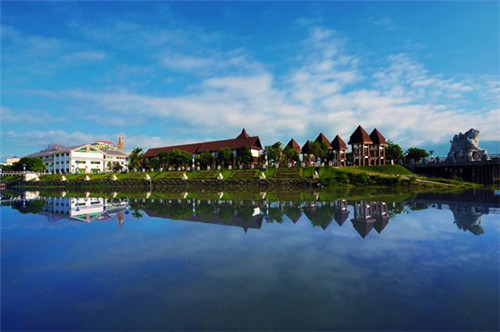 桔莓柚苹奶茶加盟在岳阳市要求多吗，岳阳市开奶茶加盟店前期投资大吗